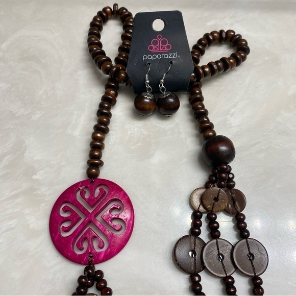 𝅺🔥 5/$25 Paparazzi Jungle Jive Wooden Jewelry Necklace and Earrings Set - Picture 3 of 9
